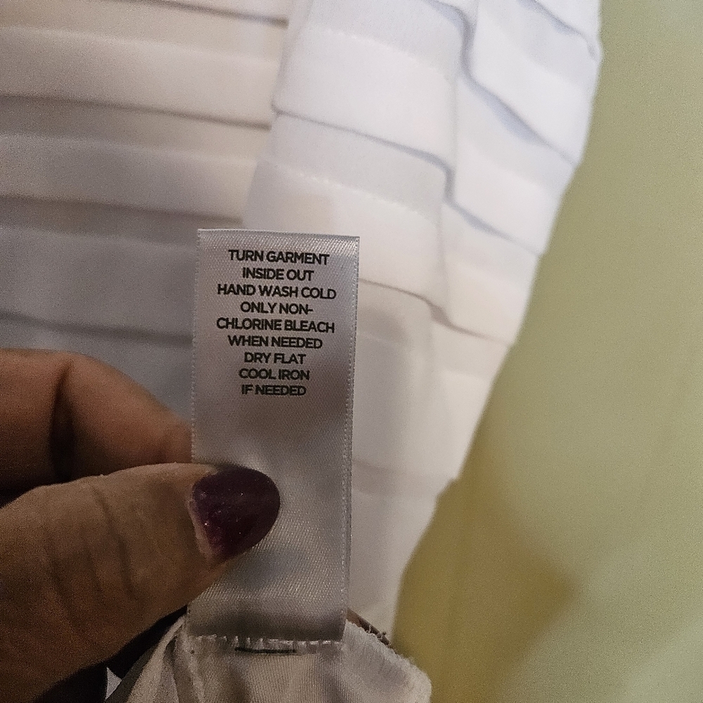 Avenue Plus Size 22/24 White Sleeveless Sheer Panel Top | Lightweight & Chic - Picture 6 of 6
